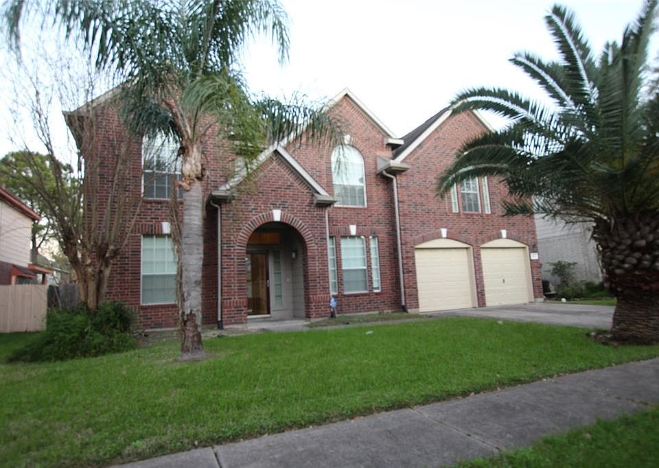 1st image of 8215 Ashlawn Dr