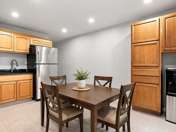 4th image of 1509 Elm Ave