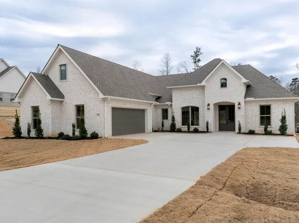 125 Patriots Point, Benton, AR 72019