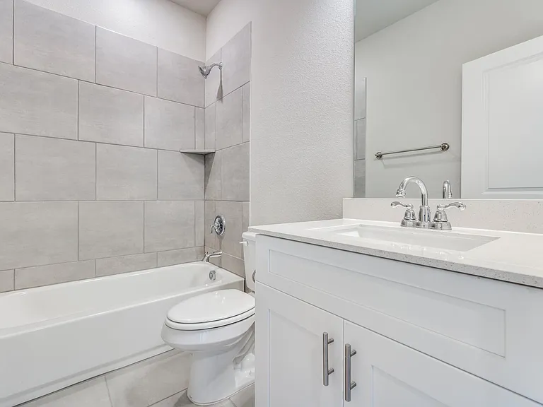 6148 Blythe Dr — Photo 24
