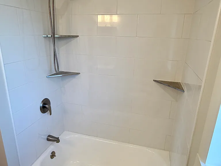 204 W Main St — Photo 12
