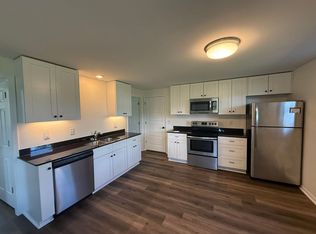 670 4th St, Newport, MN 55055