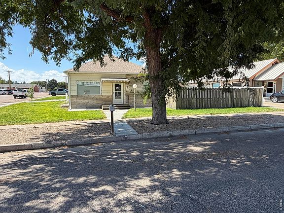2nd image of 307 16th St