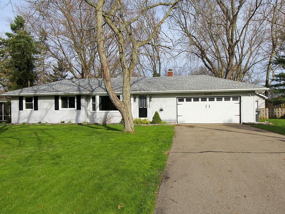 1st image of 8175 Gull Manor Dr