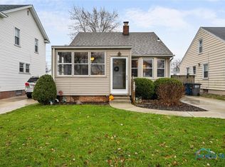 1927 Glencairn Ave, Toledo, OH 43614