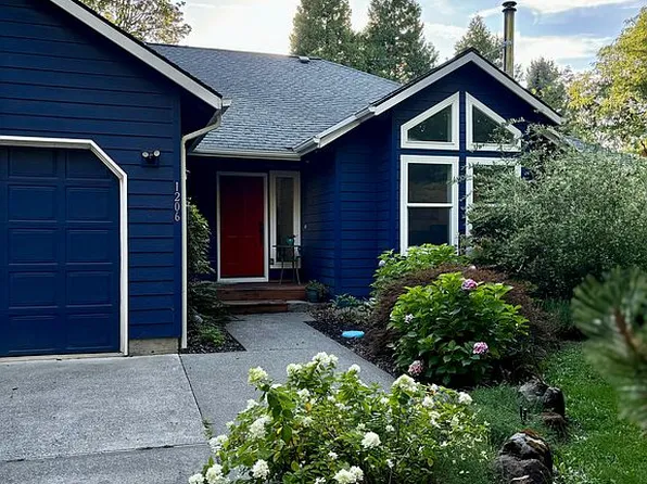 1206 Methodist Rd, Hood River, OR 97031