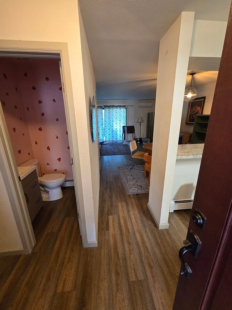 Cute 3 Bedroom Townhome in Adriel Hills Now Available! Great Location/Community! — Photo 3