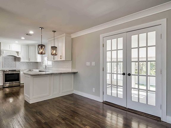 5th image of 90 Harbor Ln