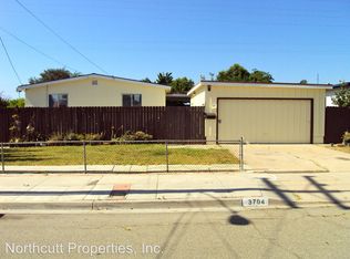 3704 Martha St, San Diego, CA 92117