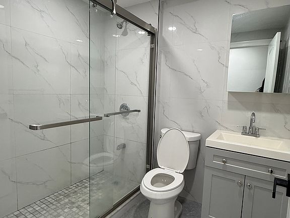 5th image of 334 Cleveland Ave #1