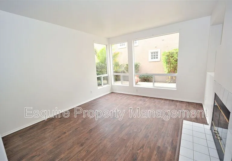 2861 Golf Villa Way — Photo 7