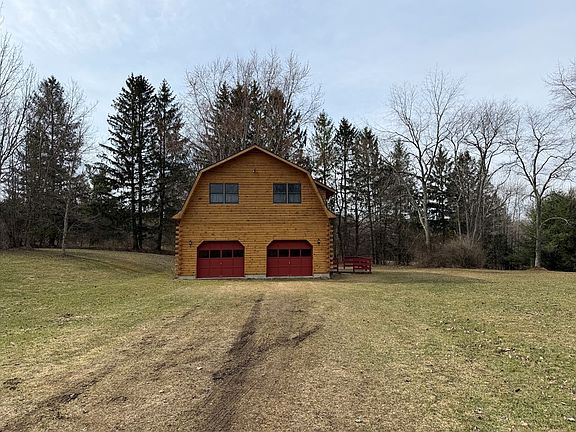 2nd image of 233 Kilroy Rd