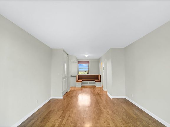 5th image of 5800 Arlington Ave APT 5K