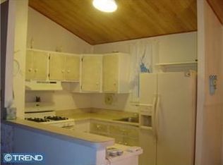1034 Salem Ave, Deptford, NJ 08096