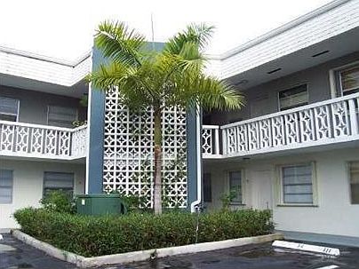 2nd image of 1860 Venice Park Dr APT 129