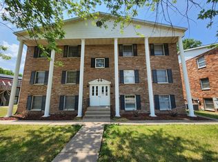 9020 13th St W #4, Rock Island, IL 61201