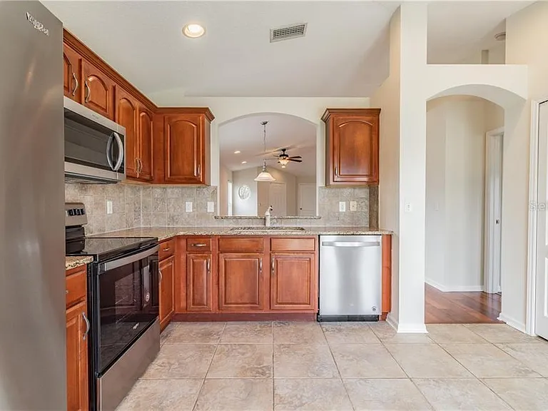 8164 Canterbury Lake Blvd — Photo 6