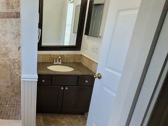 5th image of 14328 Fredricksburg Dr APT 601
