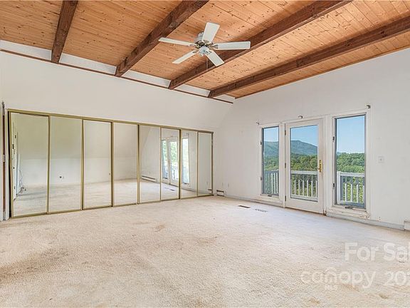 4th image of 71 Reservoir Dr