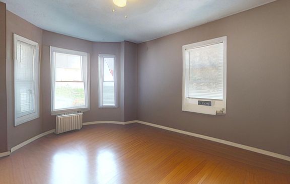 4th image of 254 Elliot St #1