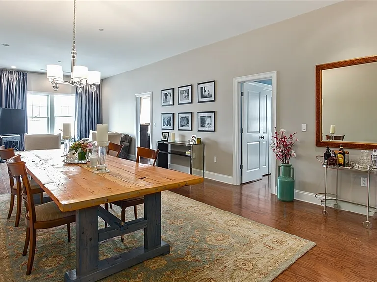 655 E 2nd St #204 — Photo 3