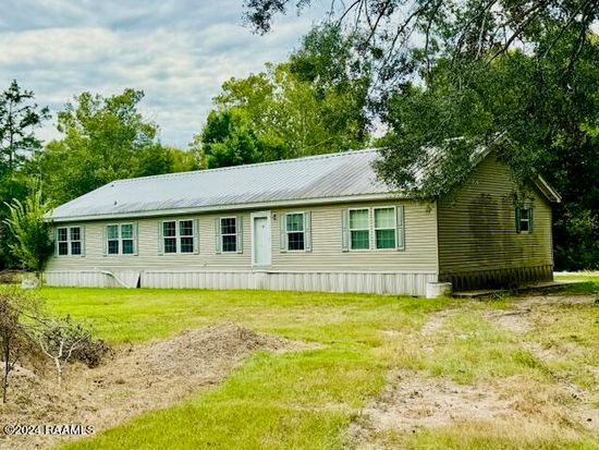 243 Courvelle Rd, Bunkie, LA 71322