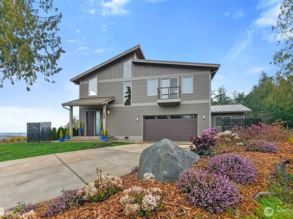 7618 NE Zachariasen Court, Hansville, WA 98340