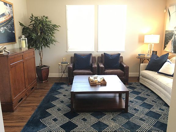 Pic of Model home: Living area