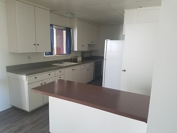 5th image of 77910 Michigan Dr APT A
