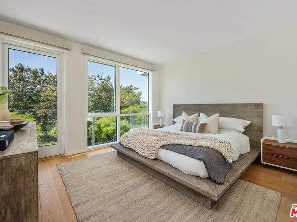 1705 Ocean Ave Unit 312, Santa Monica, CA 90401