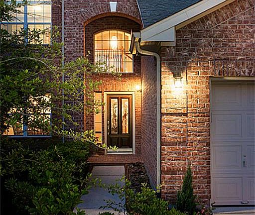 2nd image of 126 E Spindle Tree Cir