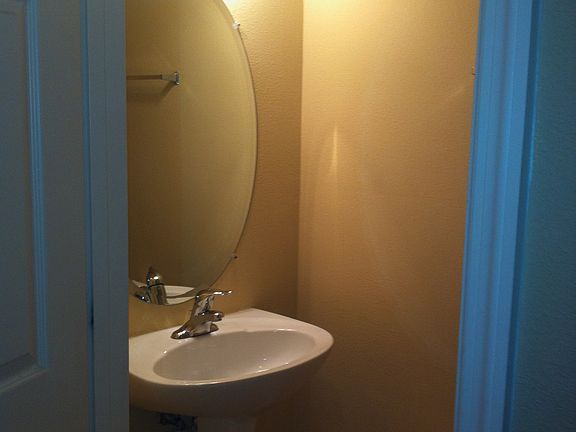 Downstairs 1/2 bath