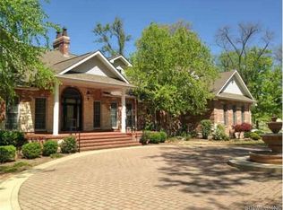 100 Huntleigh Dr, Fairview heights, IL 62208