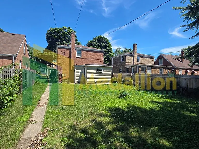 8724 S Eggleston Ave — Photo 5