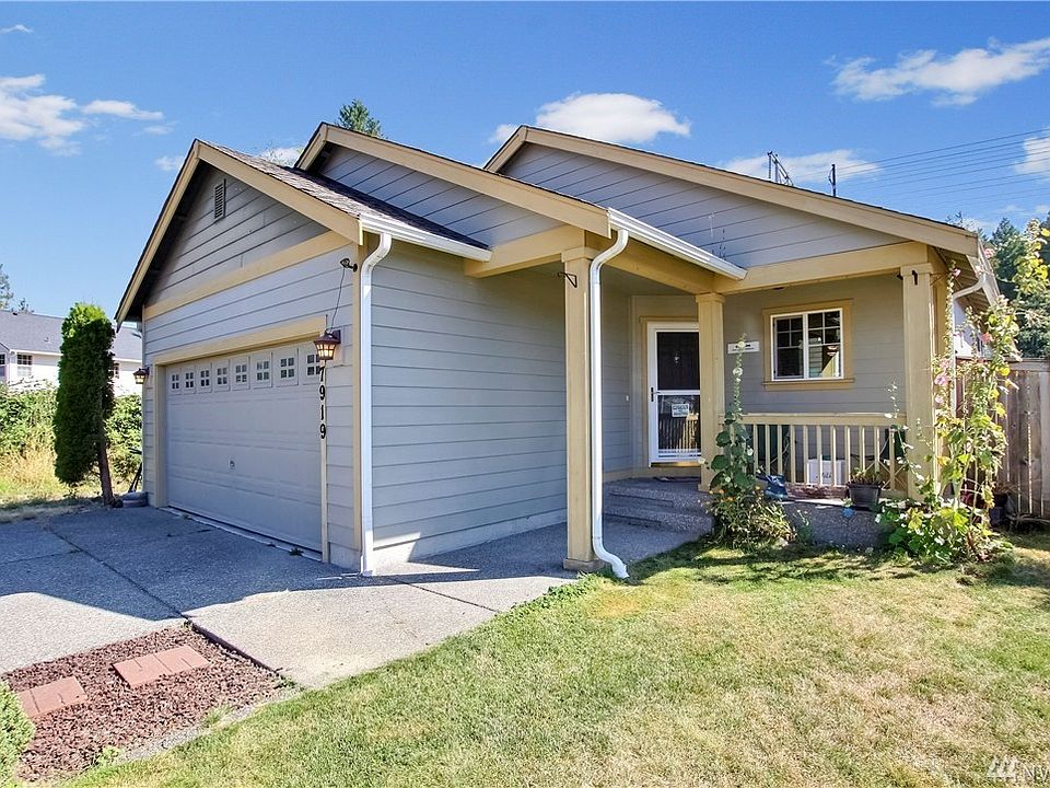 1st image of 7919 29th Pl NE