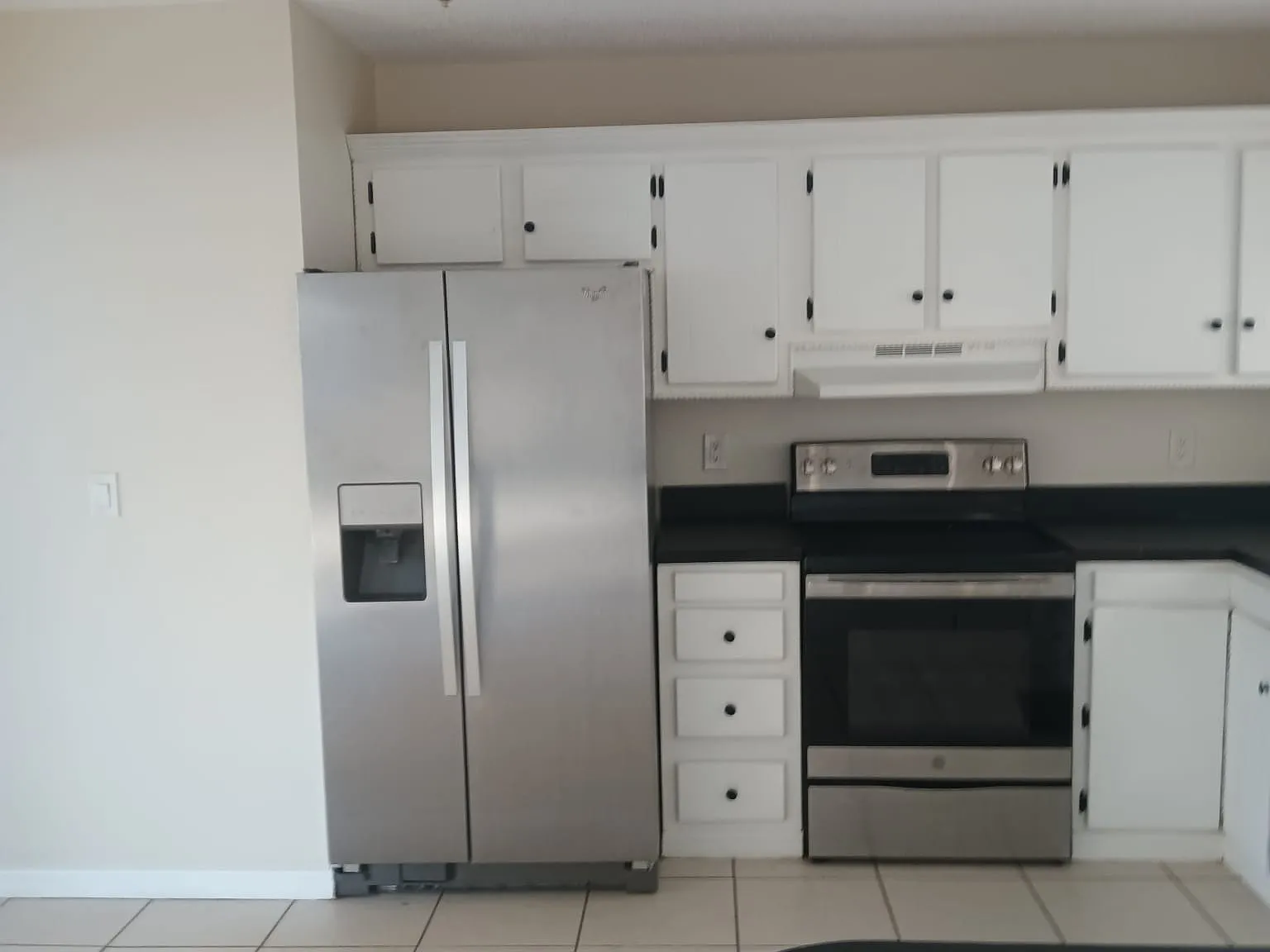 3 bed, 1314 sqft, $1,800 — Photo 3