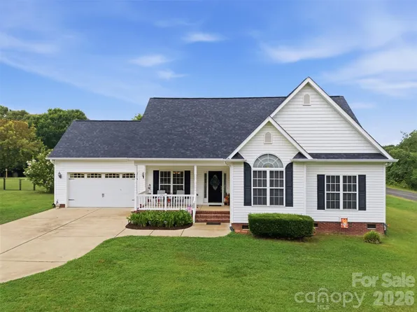684 Pitts Rd, Catawba, SC 29704