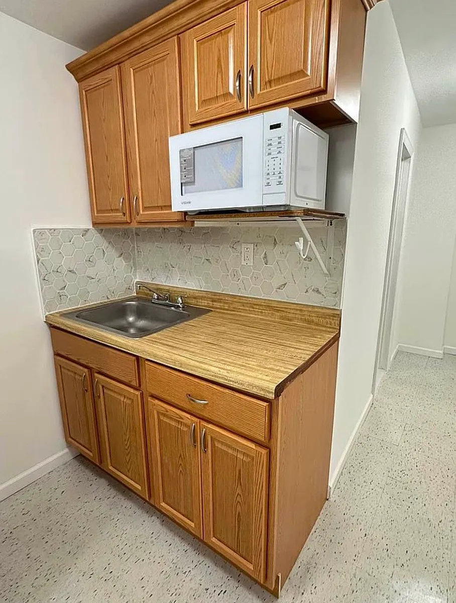 Building Photo - 306 Stuyvesant Ave #B