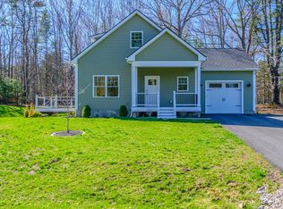 17 Youngs Lane #17, Freeport, ME 04032