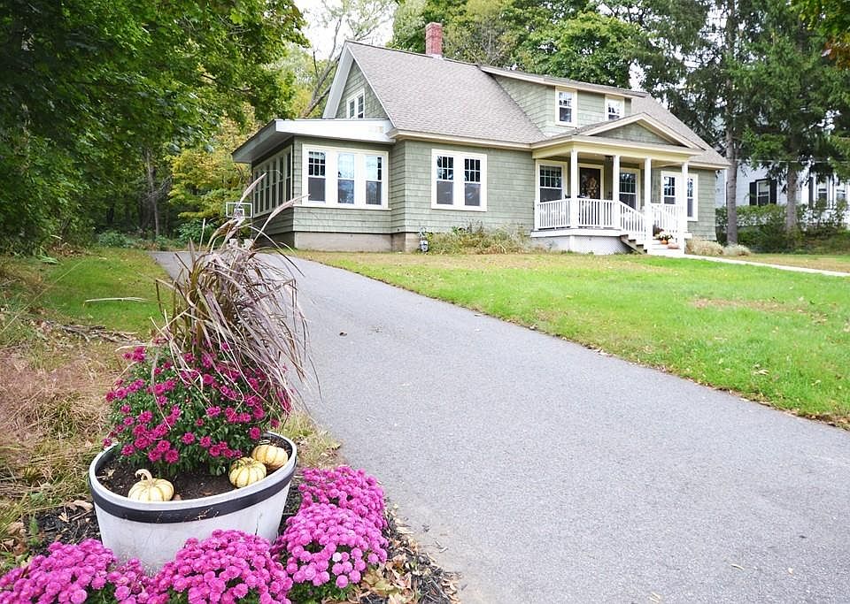 111 Linwood St, Uxbridge, MA 01569 Zillow