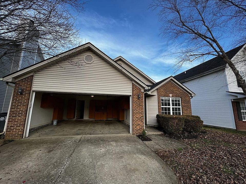 1st image of 373 Lucille Dr