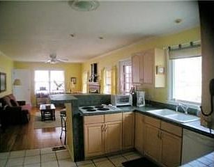 5th image of 7905 Outlook Ln