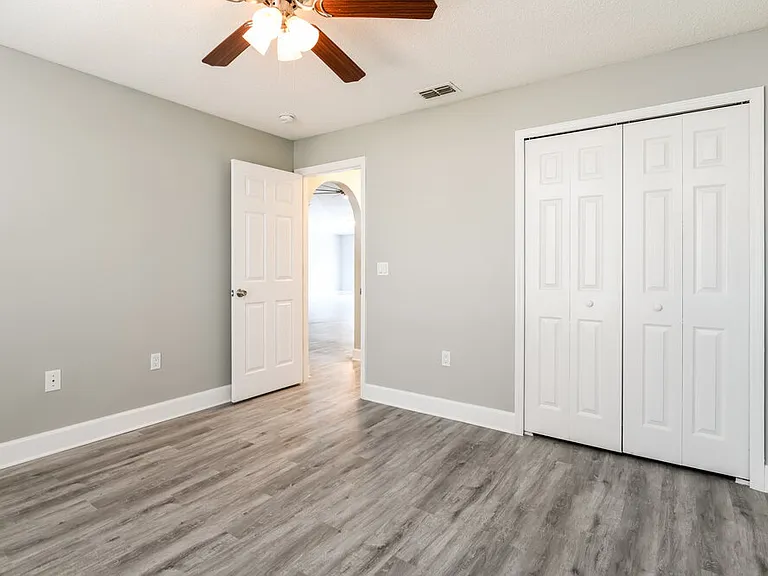 807 Rocky Mountain Ct — Photo 12