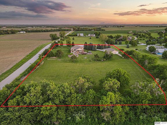 5th image of 9660 Choke Cherry Ln