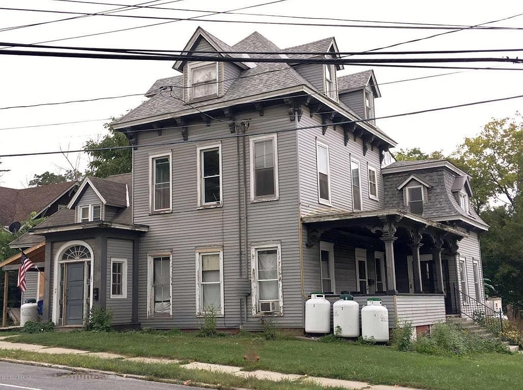 143 Champlain Ave, Ticonderoga, NY 12883 Zillow