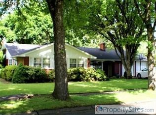 356 Palomino Dr, Eugene, OR 97401