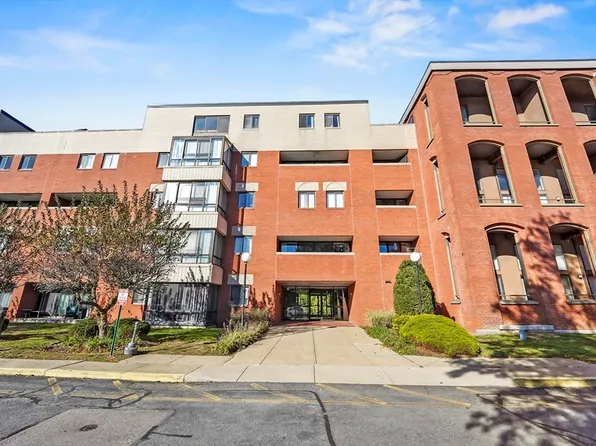 96 Old Colony Ave #158, Taunton, MA 02780