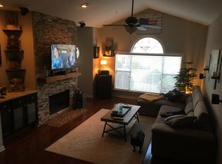 104 Vinings Forest Cir SE, Smyrna, GA 30080