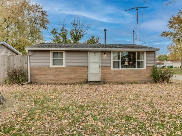 220 Kirkwood Ave, Springfield, MI 49037