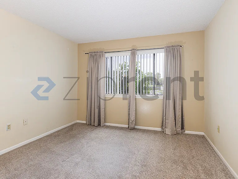 5755 Peregrine Ave — Photo 10